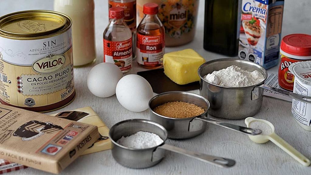 los 10 ingredientes que no pueden faltar en una cocina de repostería profesional